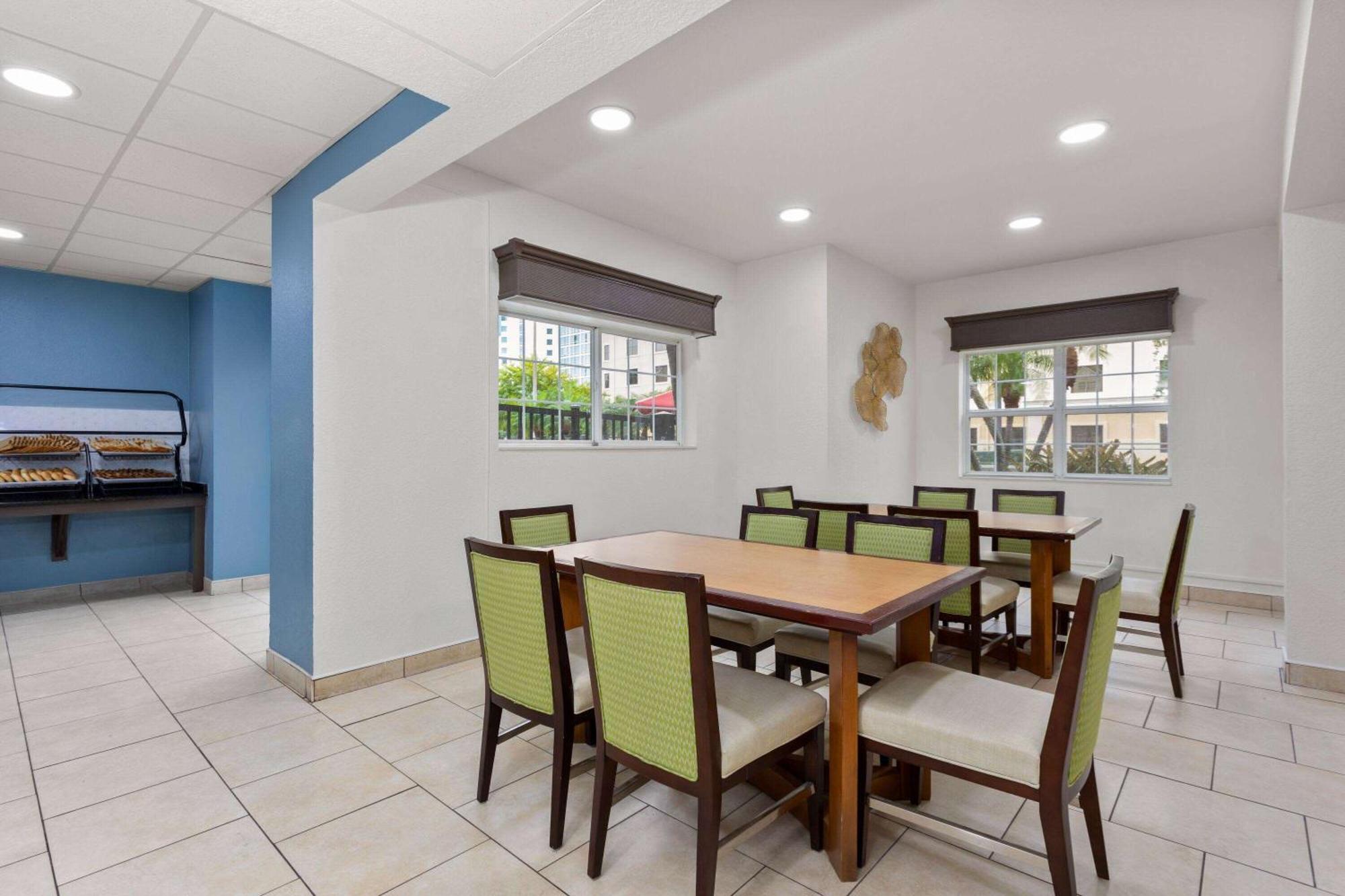 Baymont By Wyndham Orlando-International Dr-Universal Blvd מראה חיצוני תמונה