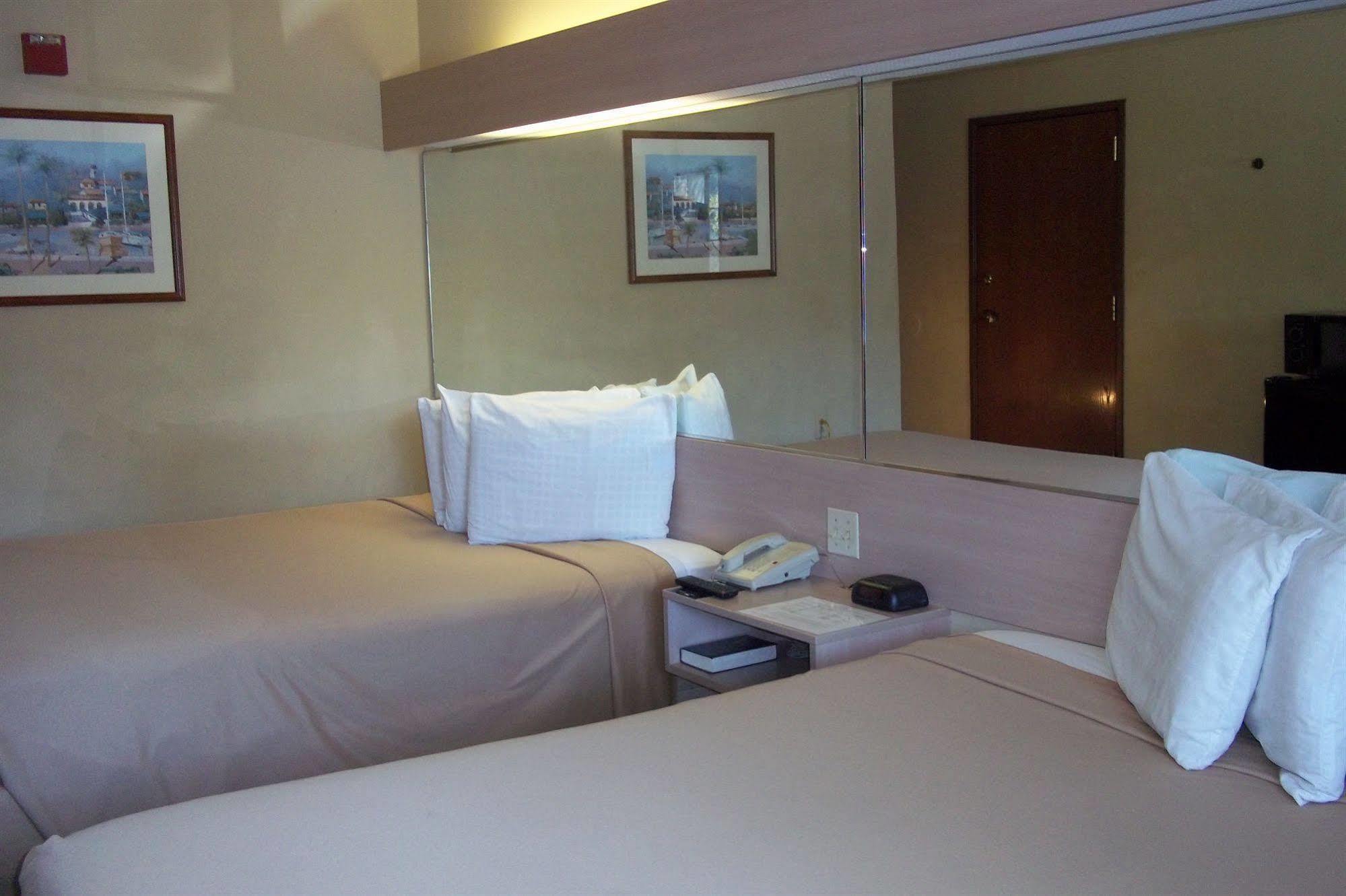 Baymont By Wyndham Orlando-International Dr-Universal Blvd מראה חיצוני תמונה
